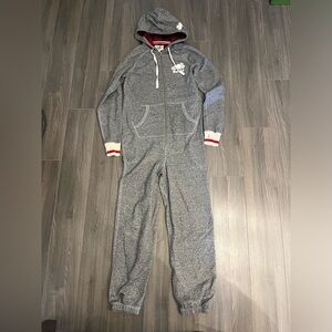 Roots cabin onesie